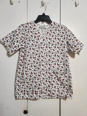 Vintage In Stitches Christmas Scrub Top XS Santa Claus Toys Made in USA Holiday